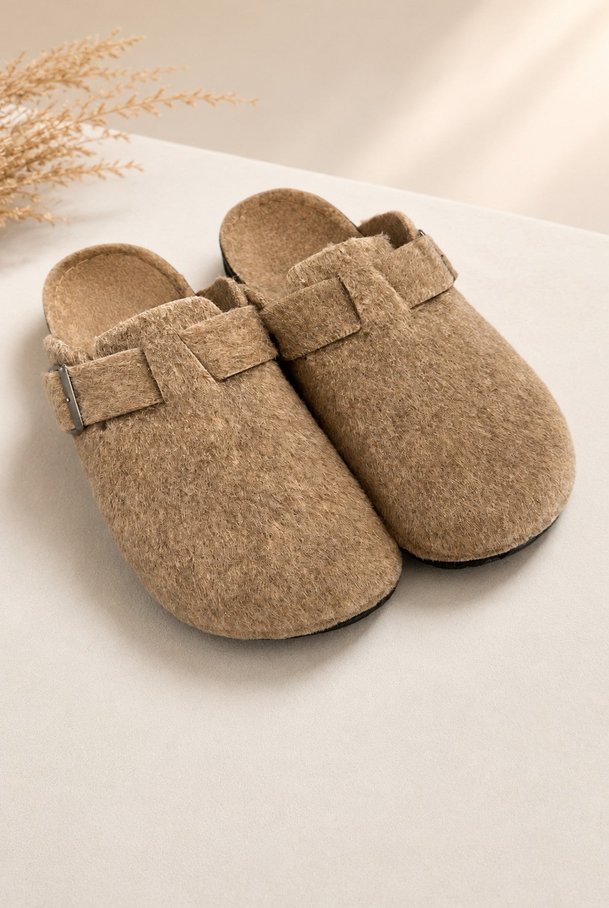 Unisex Önü Kapalı Tokalı Günlük Ev ve Dışarı Terliği